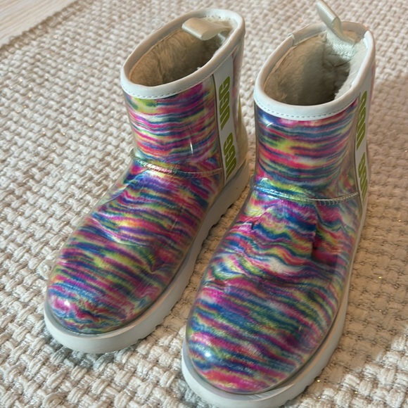 Ugg Clear Mini Pixelate (rainbow) Boots - Picture 3 of 12
